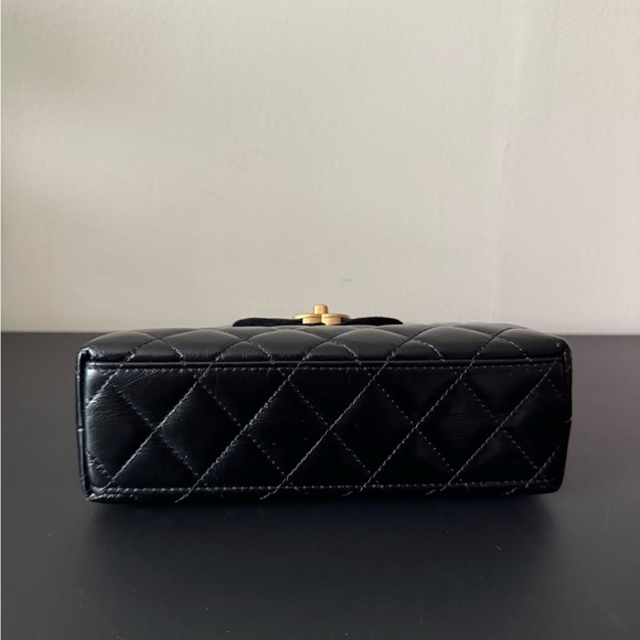 Nano Kelly - Picture 10 of 15